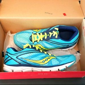 Saucony Grid Mayhem running shoes, nearly new
